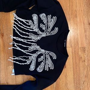 Cropped hoodie with design